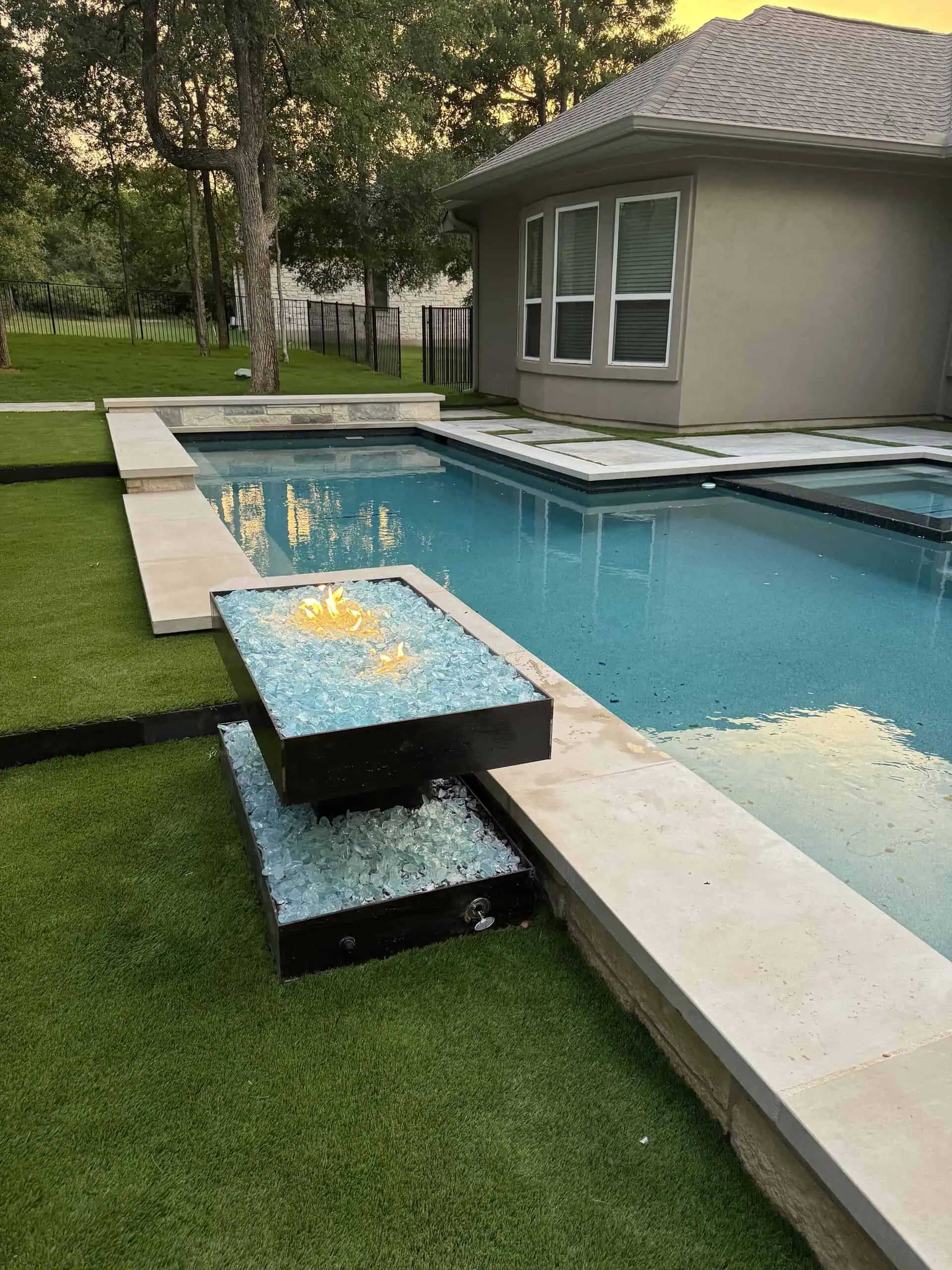 Pool with fire bowls Georgetown area TX